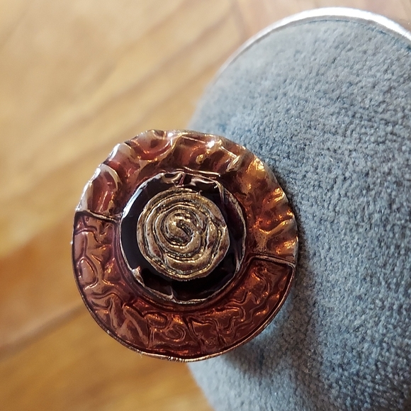 Vintage Oversized Medallion Statement Ring - Picture 6 of 8